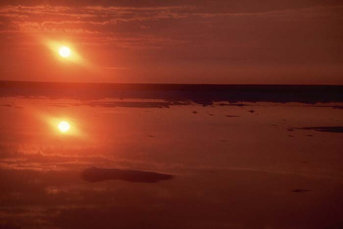 Arctic scenics. Nunavut to Norway.