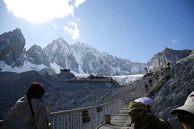 China: life and scenics.